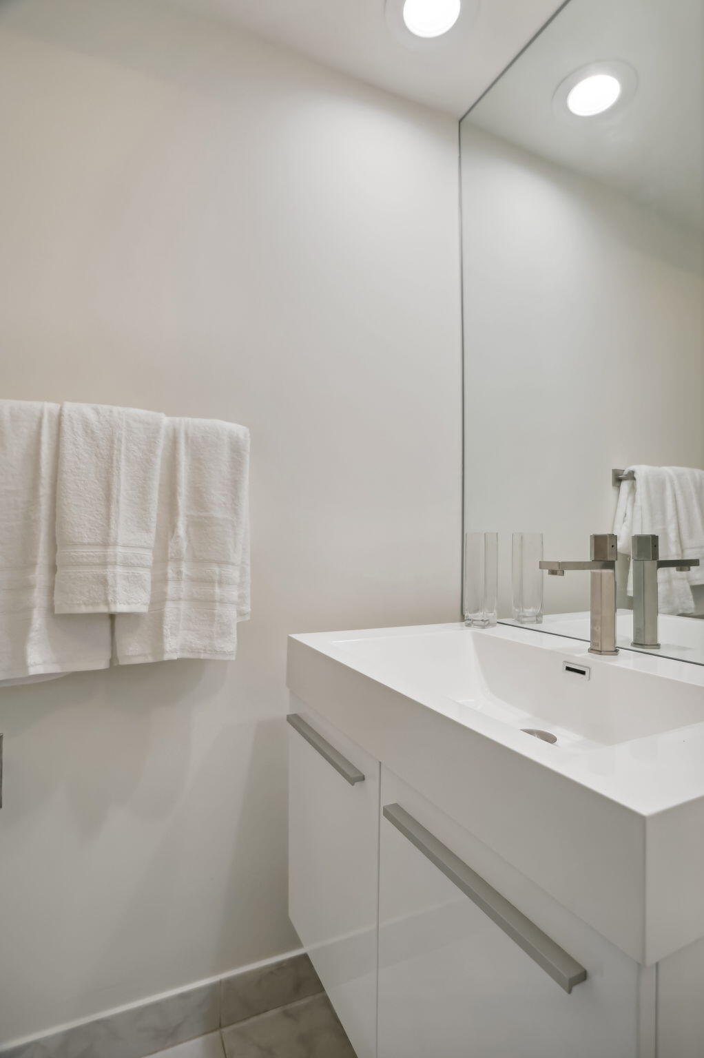 BOCA INLET CONDO - Residential