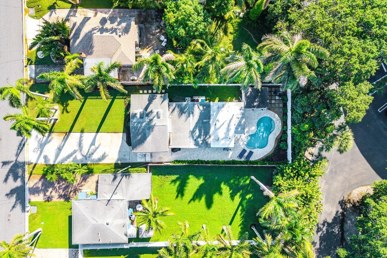 LAKESIDE GARDENS - Residential