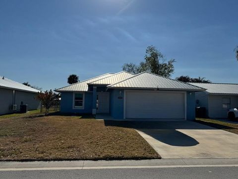 Property photo of 5102 Se 43rd Trace, Okeechobee, FL 34974
