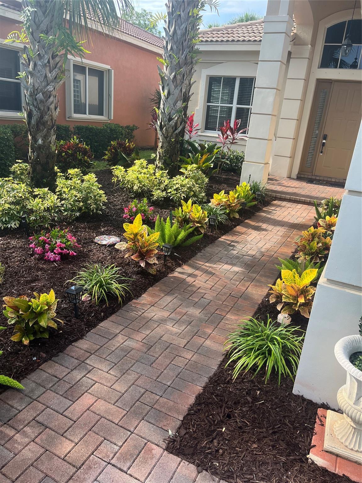 Heron Bay Central 171-23 - Residential Lease