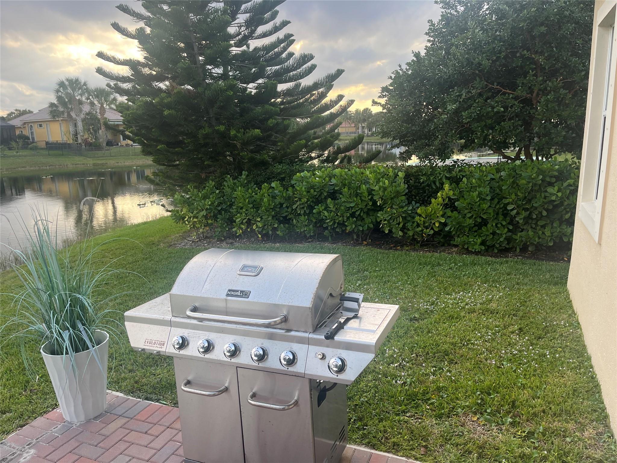 Heron Bay Central 171-23 - Residential Lease