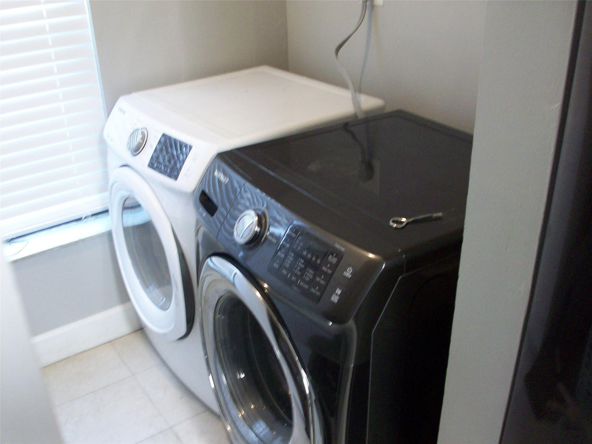 HEFTLER TOWNHOUSES AT RED - Residential