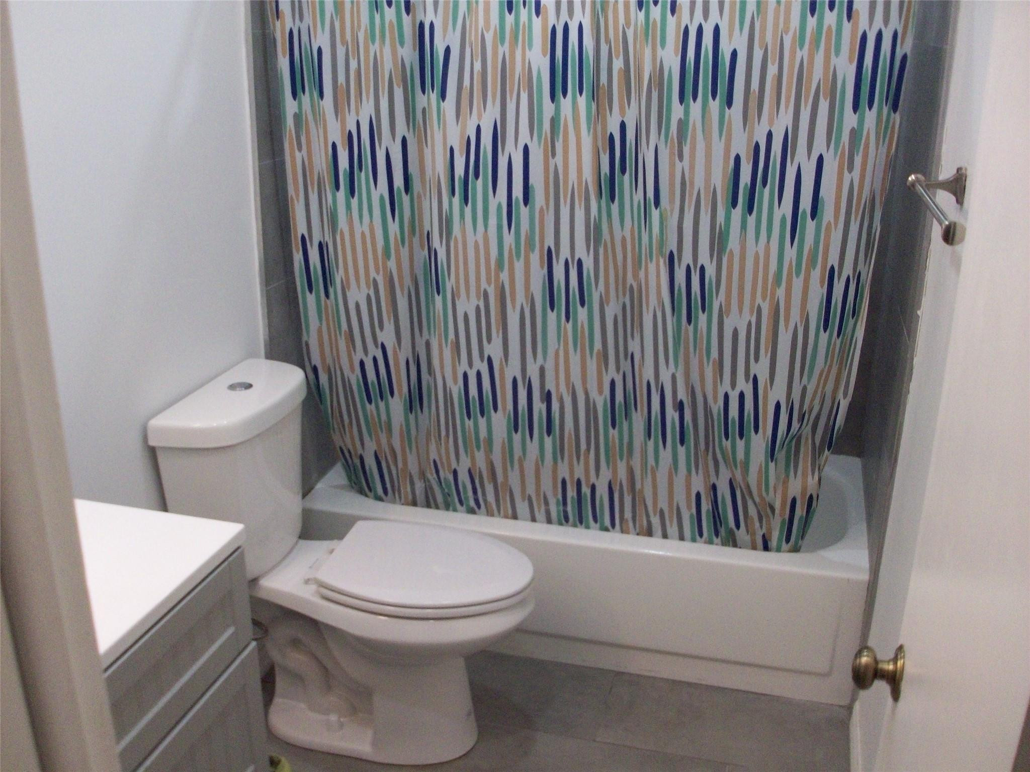 HEFTLER TOWNHOUSES AT RED - Residential