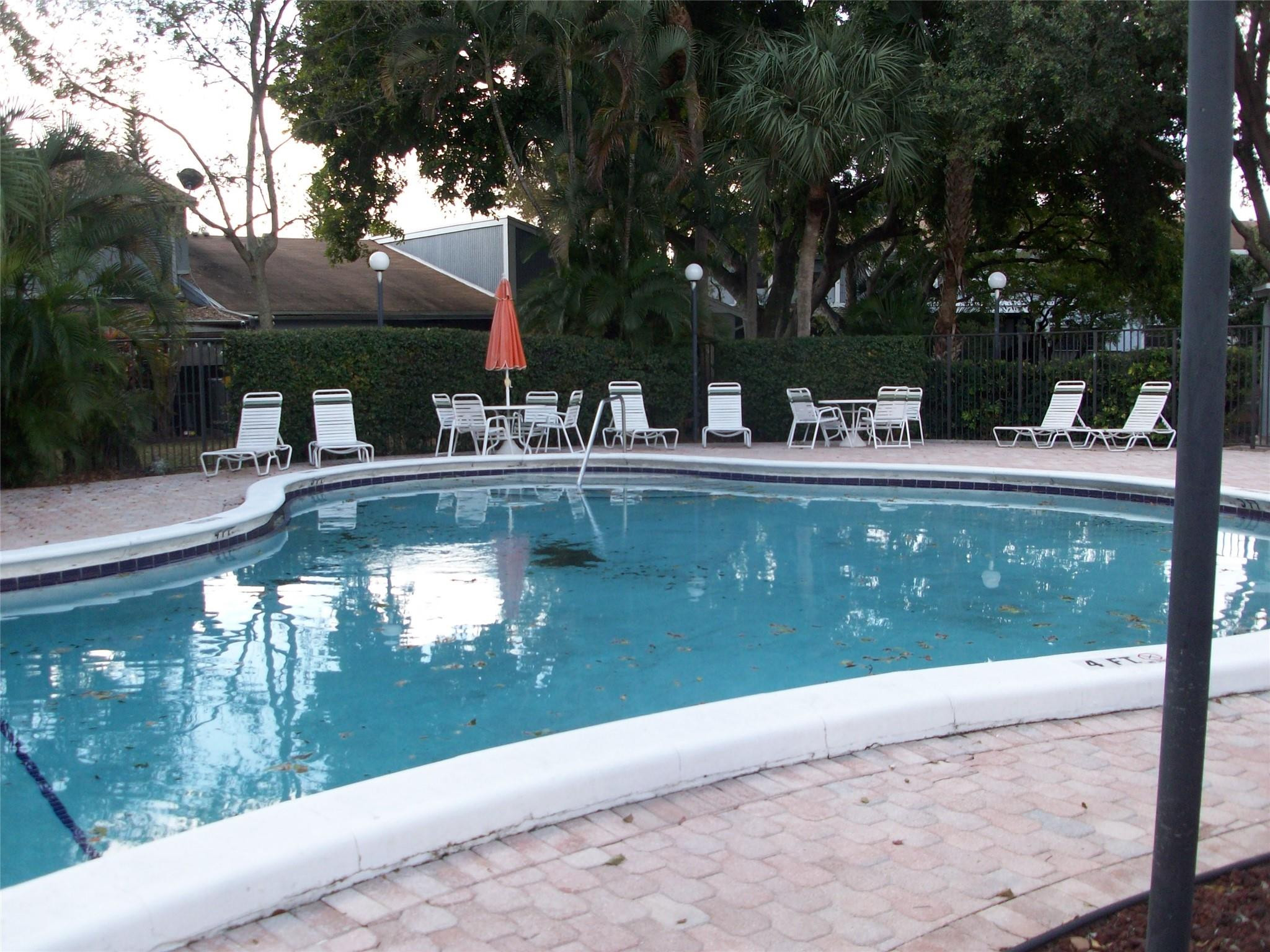 HEFTLER TOWNHOUSES AT RED - Residential