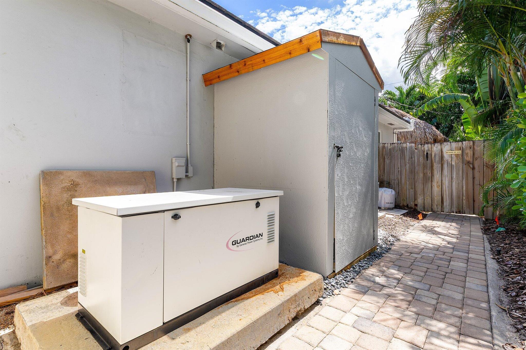 SEACREST HILLS - Residential