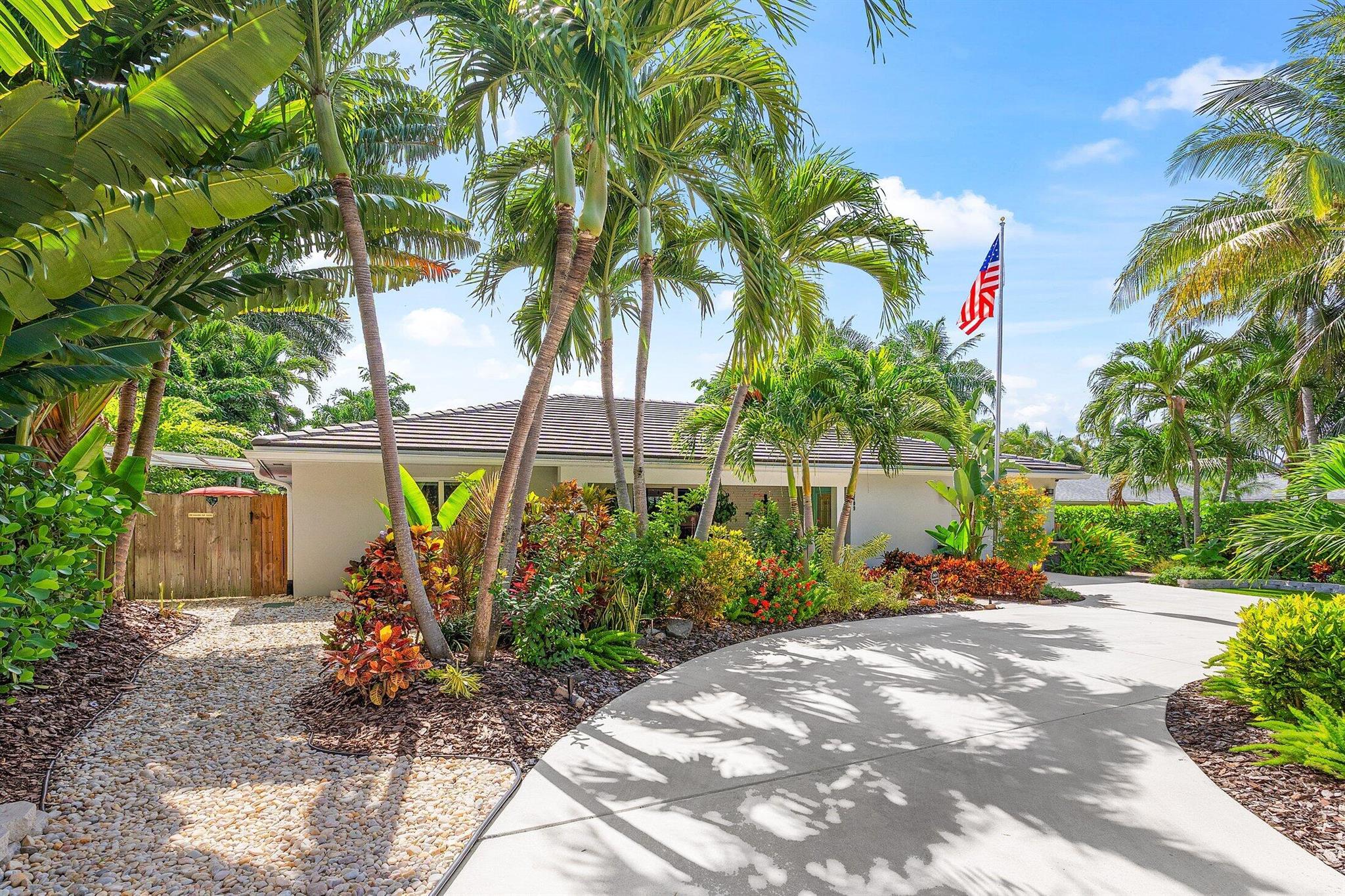 SEACREST HILLS - Residential