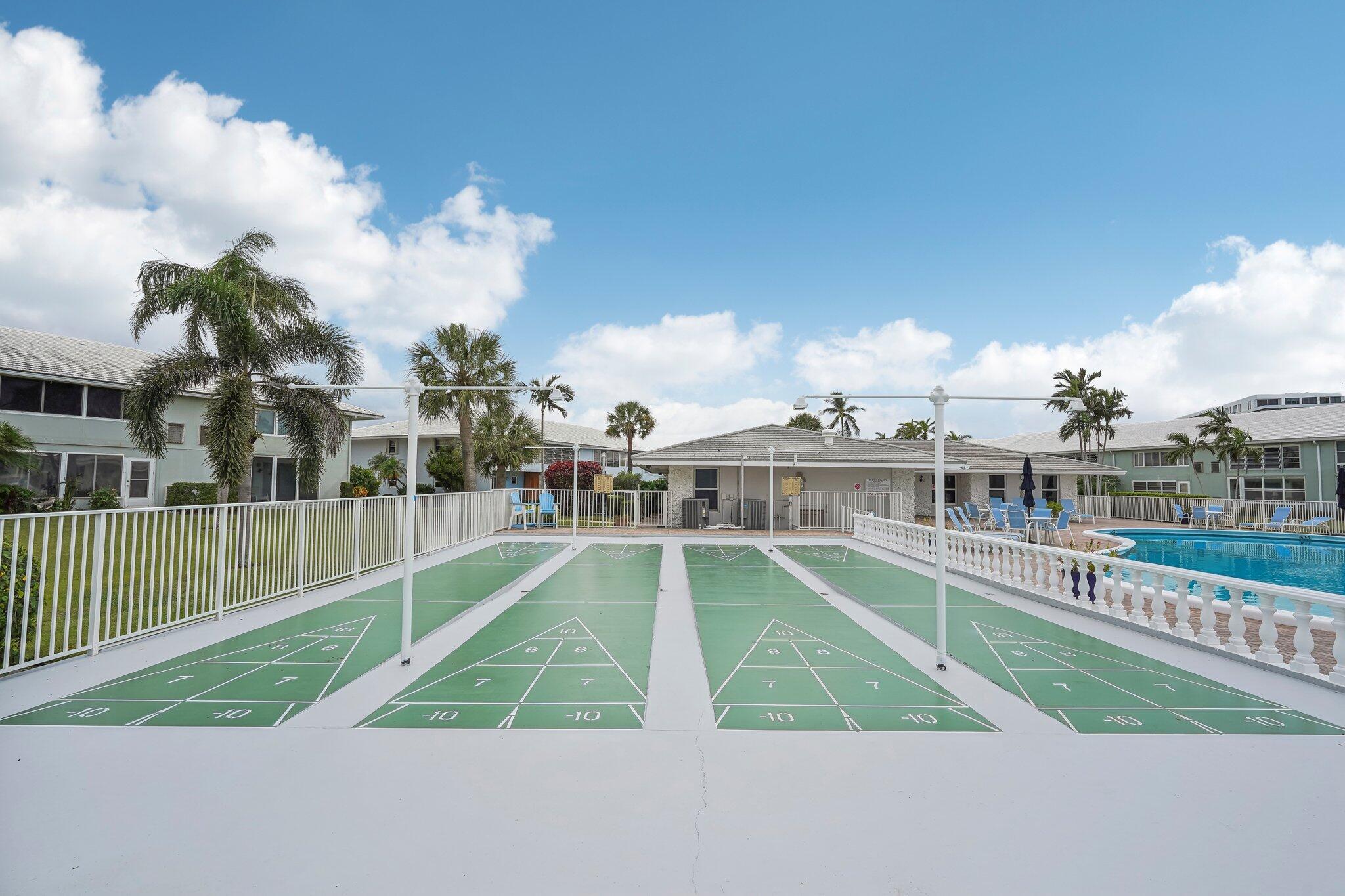 QUEENS COVE HOUSE ,CROWN - Residential