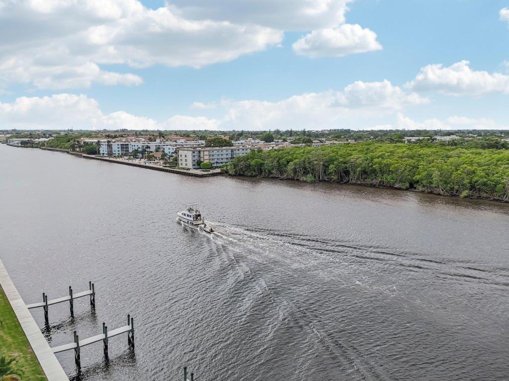 QUEENS COVE HOUSE ,CROWN COLONY, CROWN COLONY CLUB - Residential