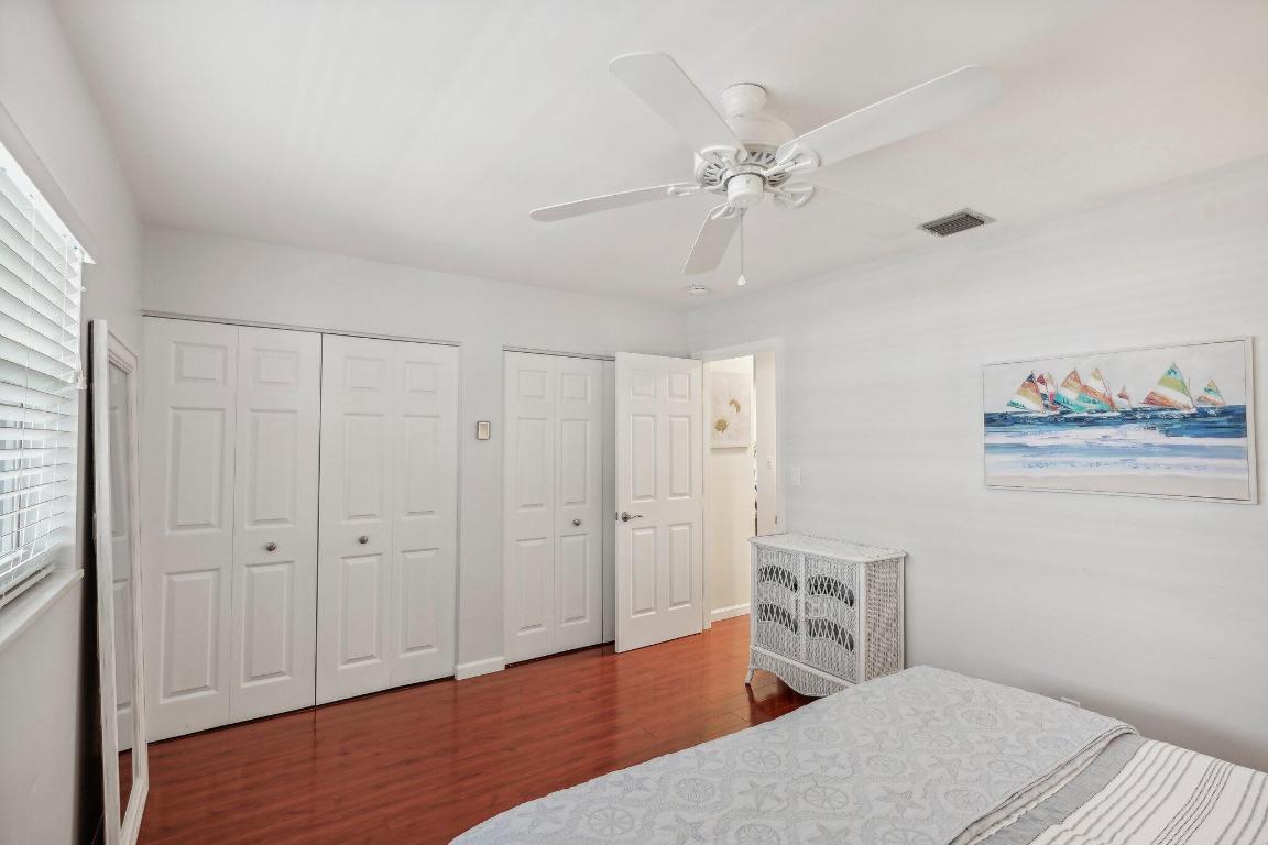 QUEENS COVE HOUSE ,CROWN COLONY, CROWN COLONY CLUB - Residential