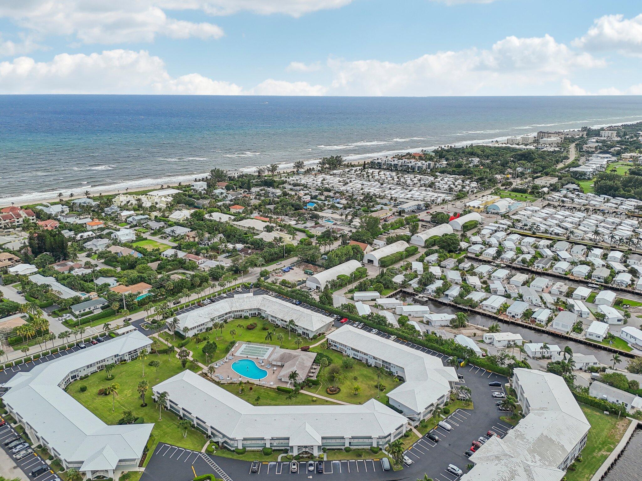 QUEENS COVE HOUSE CONDO - Residential