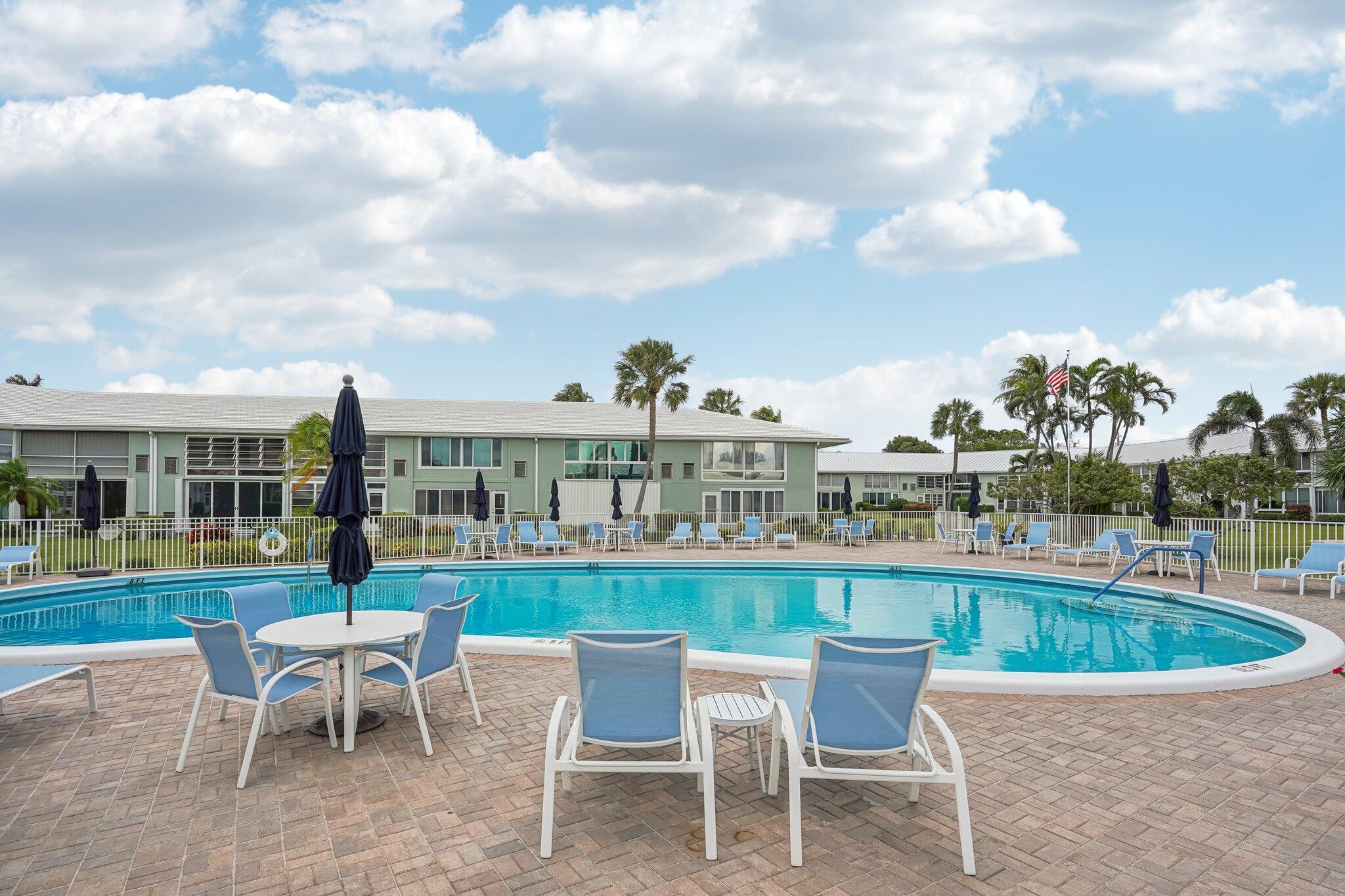 QUEENS COVE HOUSE CONDO - Residential