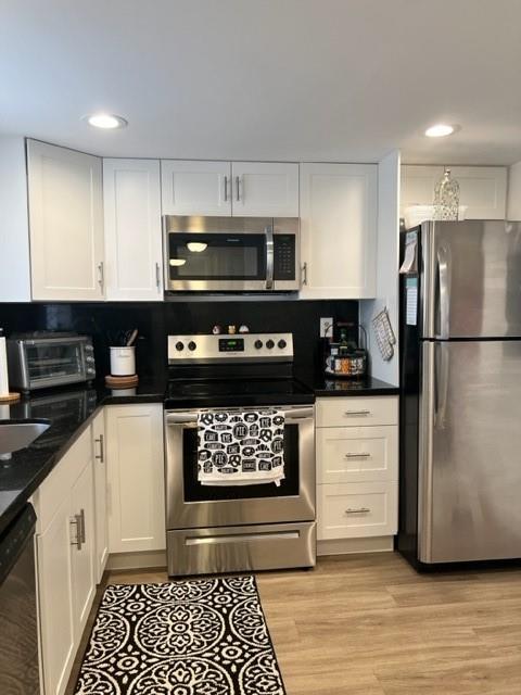 SUNRISE LAKES PHASE 3 - Residential