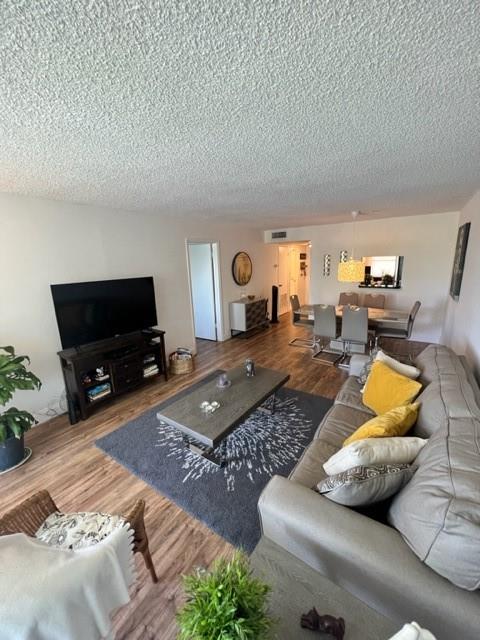 SUNRISE LAKES PHASE 3 - Residential