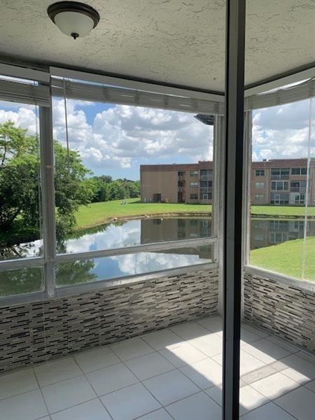 SUNRISE LAKES PHASE 3 - Residential