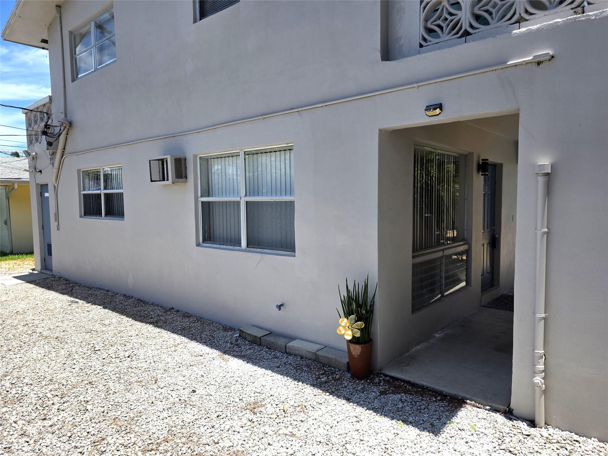 Ocean Ridge 27-45 B - Residential Lease