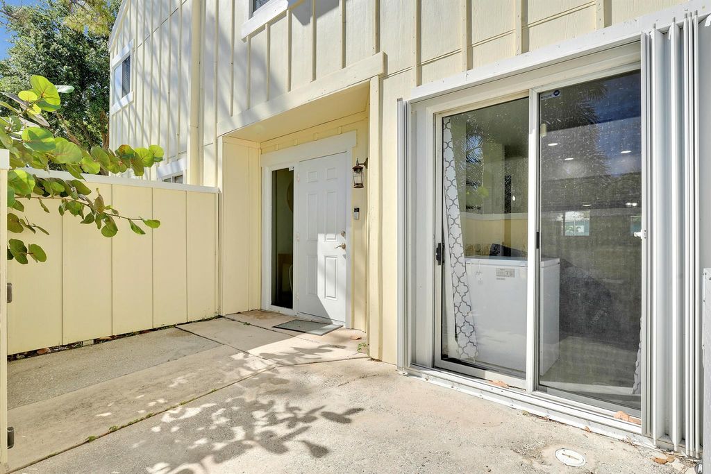 Photo of 6263 Riverwalk Lane #2, Jupiter, FL 33458 (MLS # R11073749)