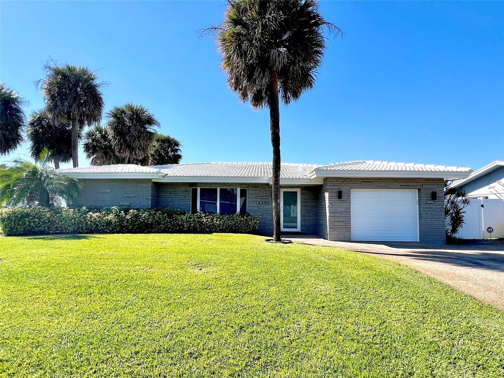 Photo of 6301 NW 31st Way, Fort Lauderdale, FL 33309 (MLS # F10549354)