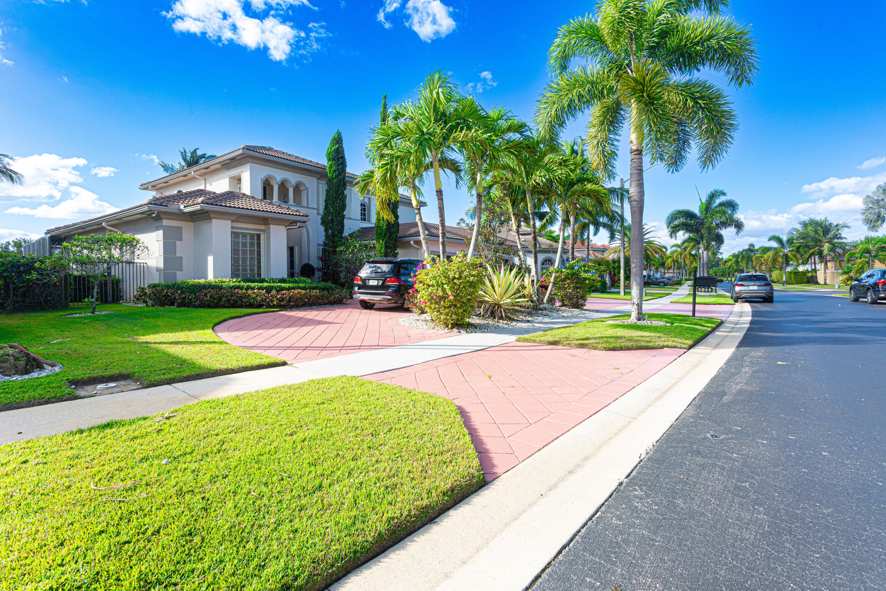 1811 WALDORF Drive