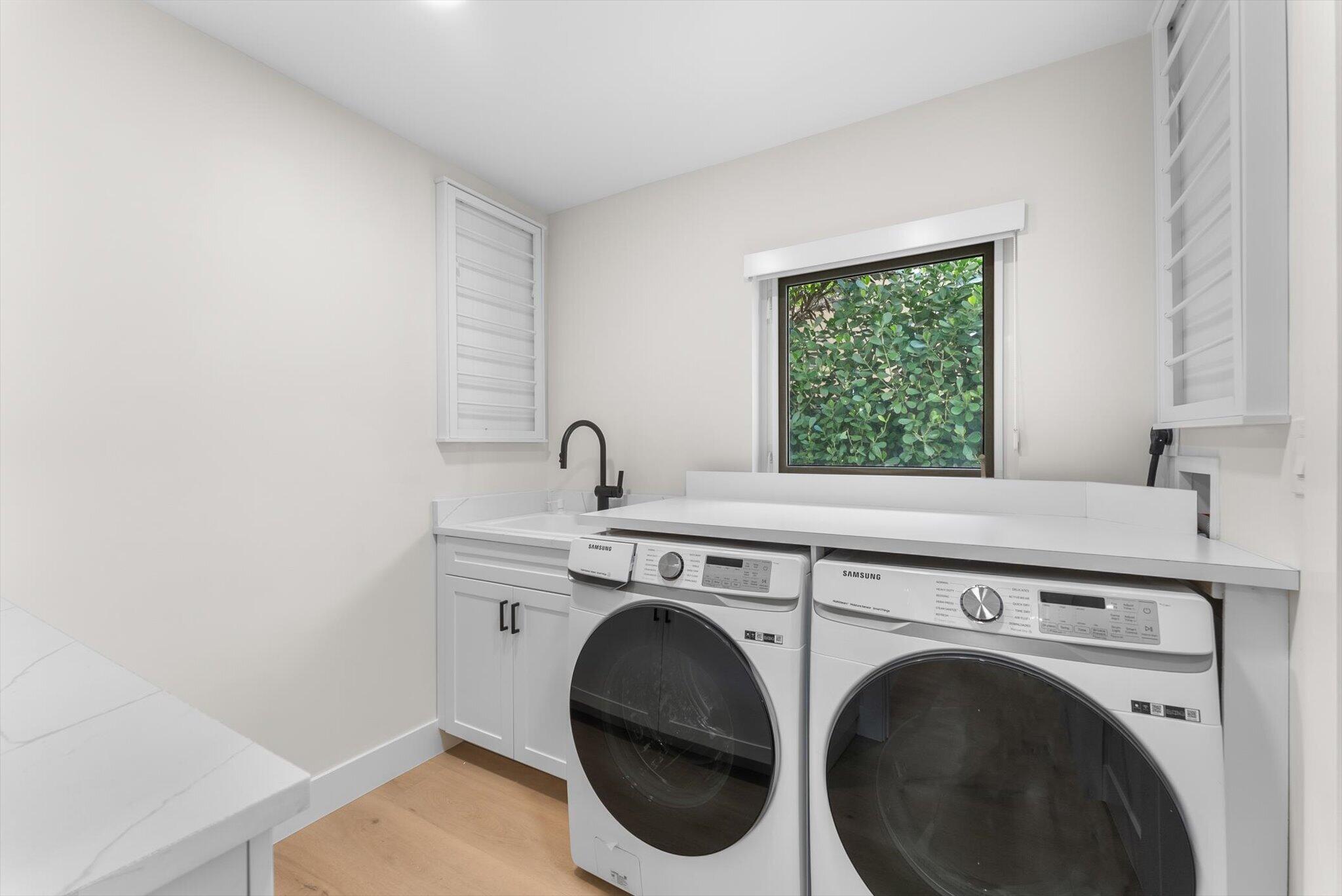 HILLSBORO PARK - Residential