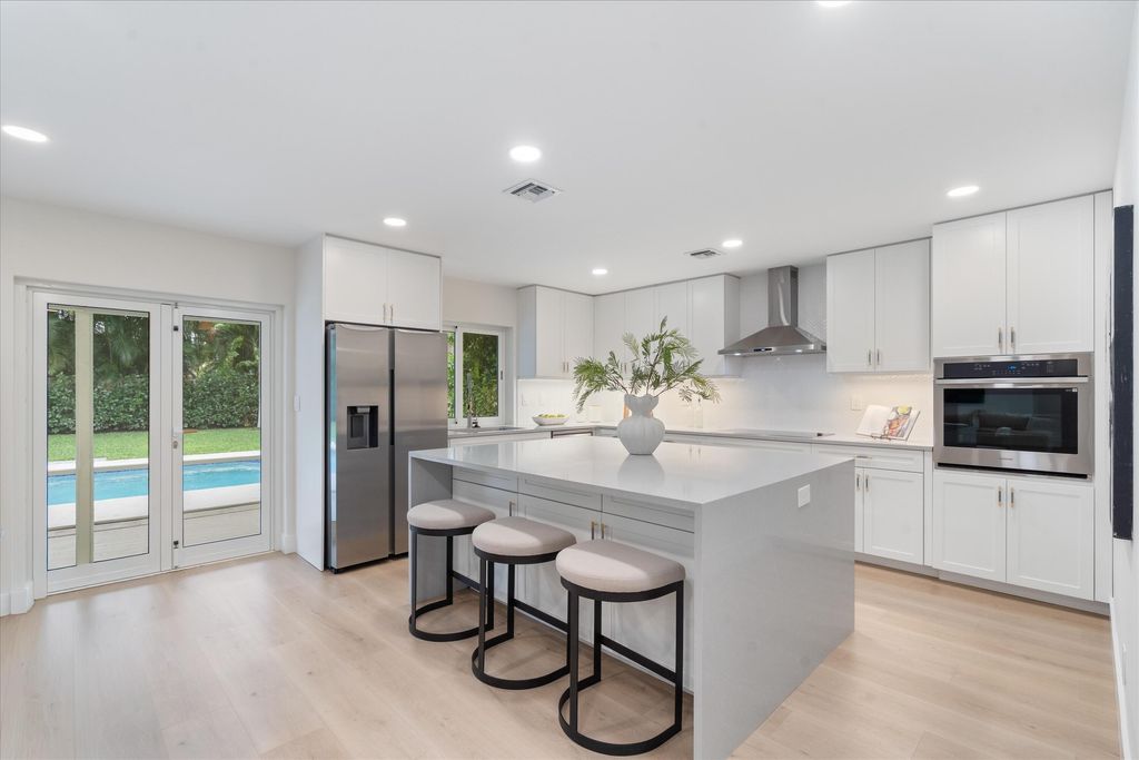 Photo of 1480 SW 19th Street, Boca Raton, FL 33486 (MLS # B26005488)