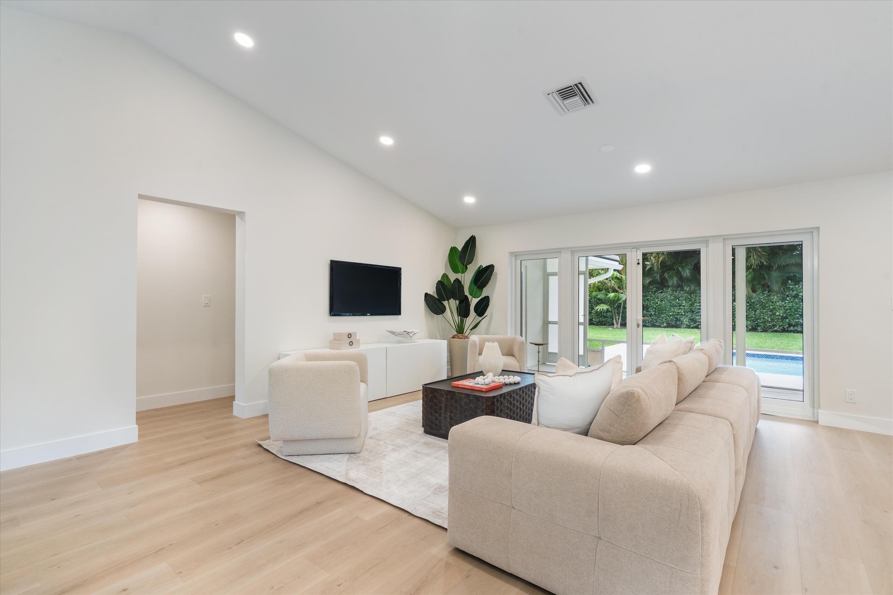 HILLSBORO PARK - Residential