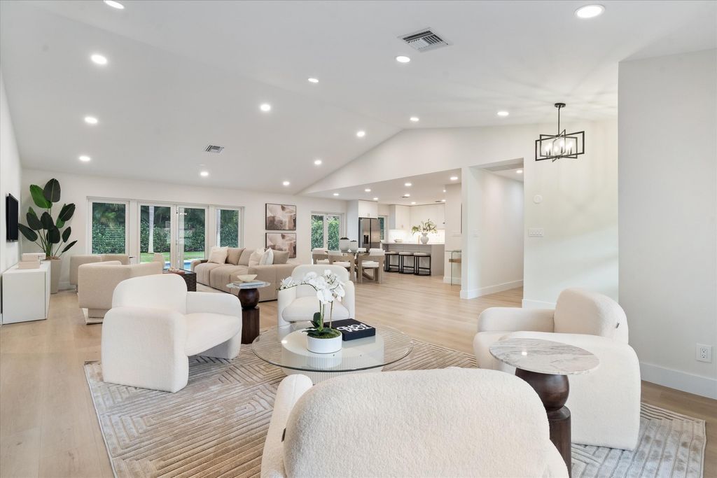 Photo of 1480 SW 19th Street, Boca Raton, FL 33486 (MLS # B26005488)