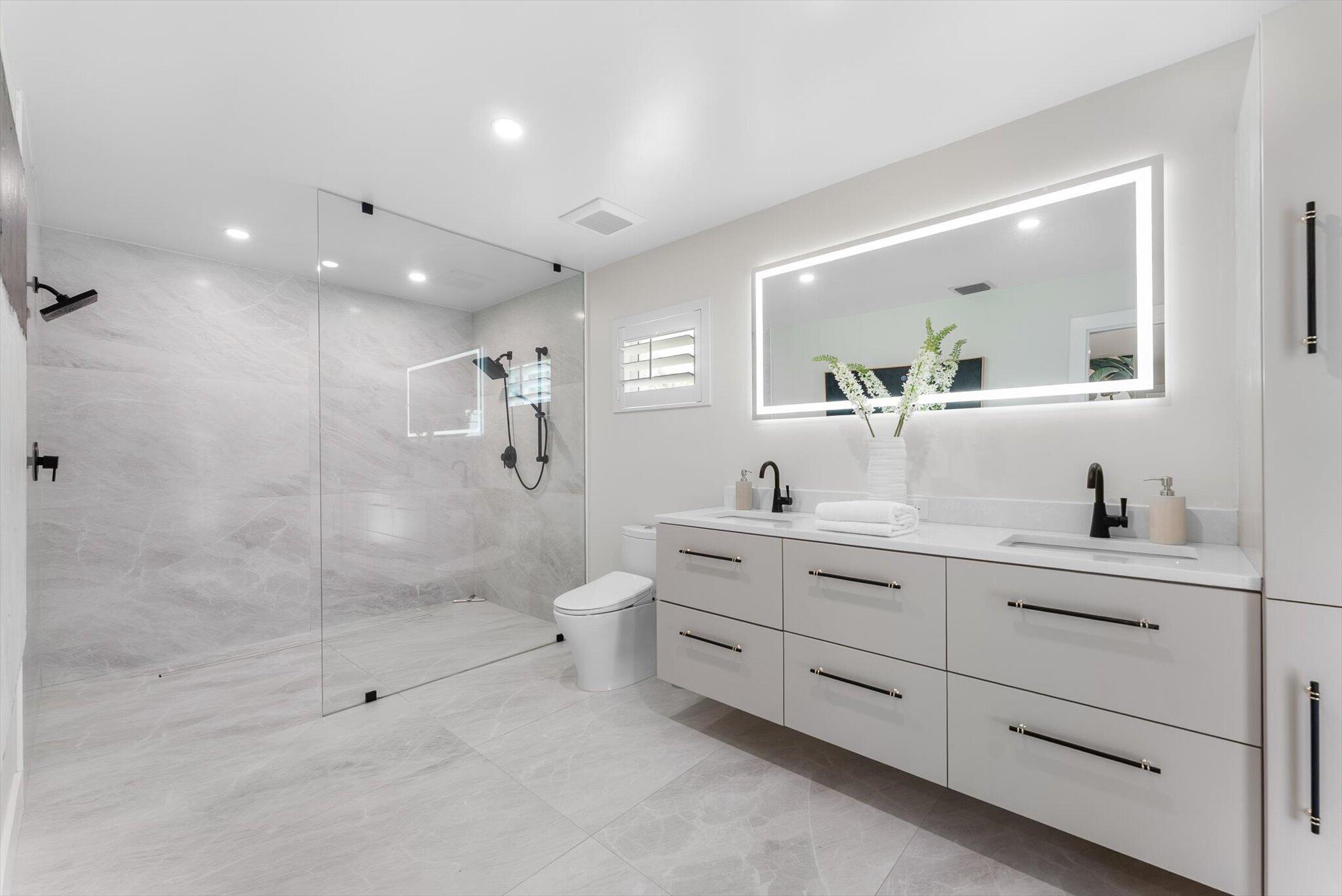 HILLSBORO PARK - Residential