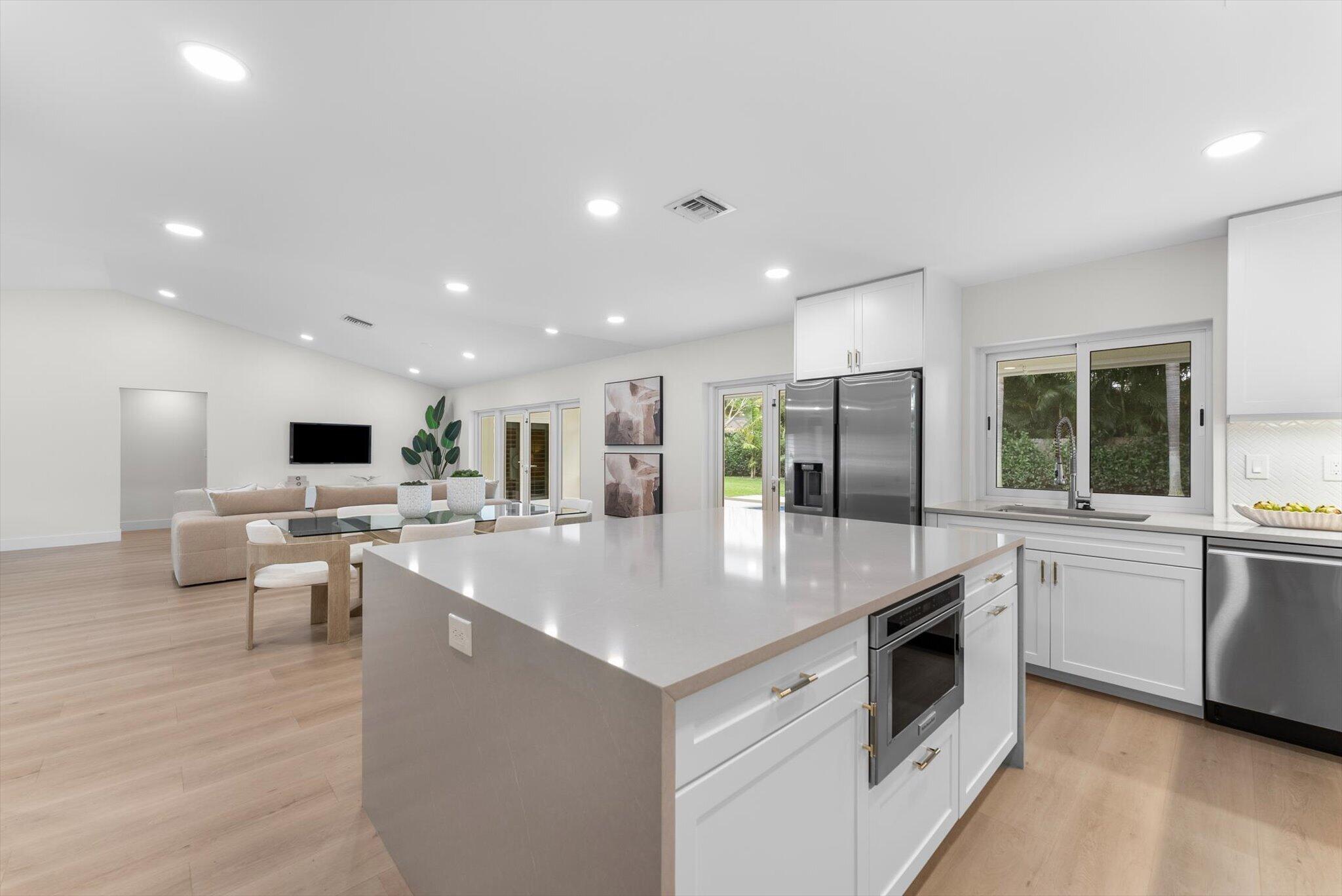 HILLSBORO PARK - Residential