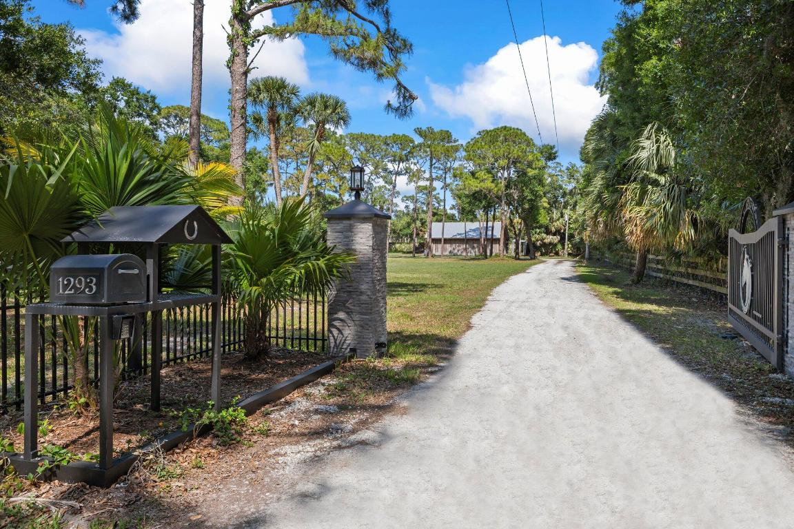 SW Stuart ACREAGE - Residential