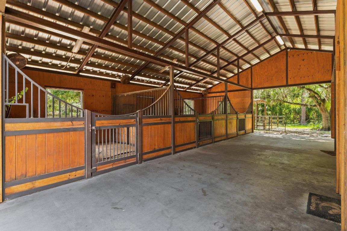 SW Stuart ACREAGE - Residential