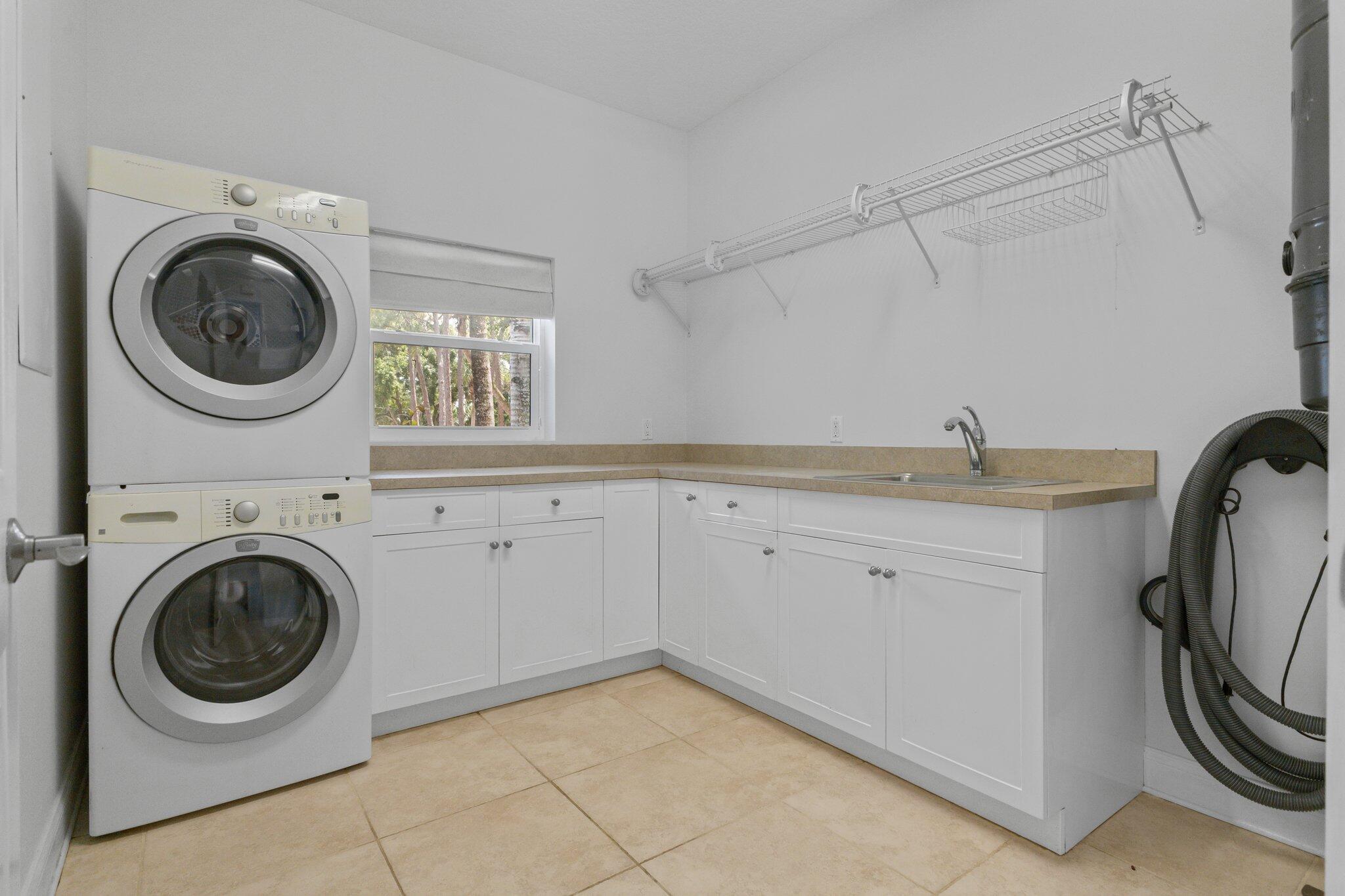 SW Stuart ACREAGE - Residential