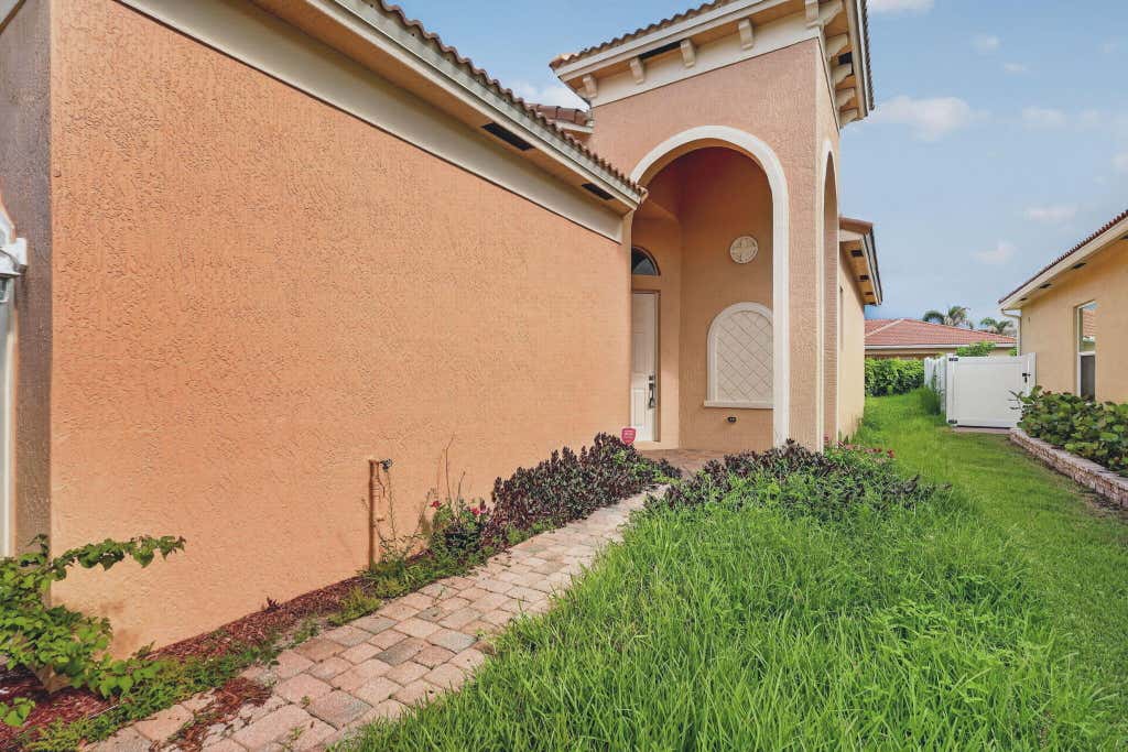 Photo of 6305 SPRING LAKE Terrace, Fort Pierce, FL 34951 (MLS # B26061971)