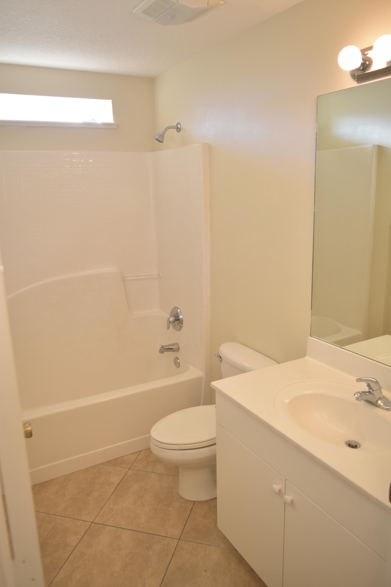 HITT MINOR REPLAT - Residential Lease