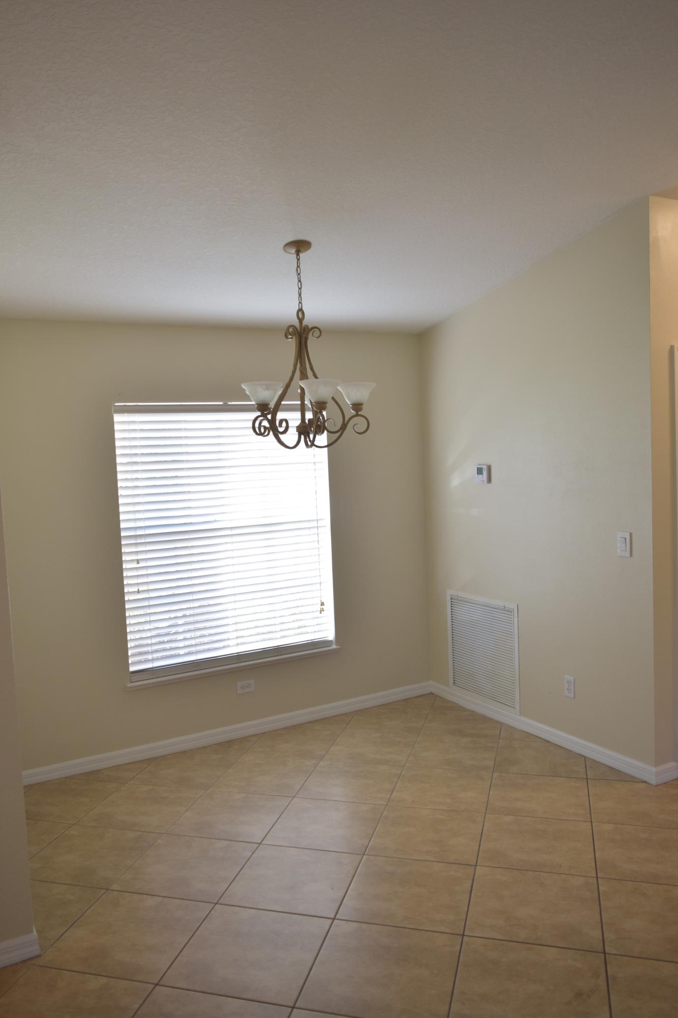 HITT MINOR REPLAT - Residential Lease