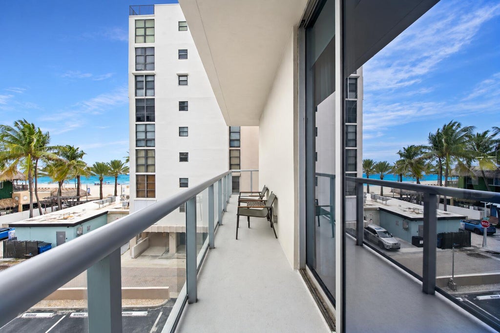 Photo of 777 N Ocean Drive, Hollywood, FL 33019 (MLS # B26091053)
