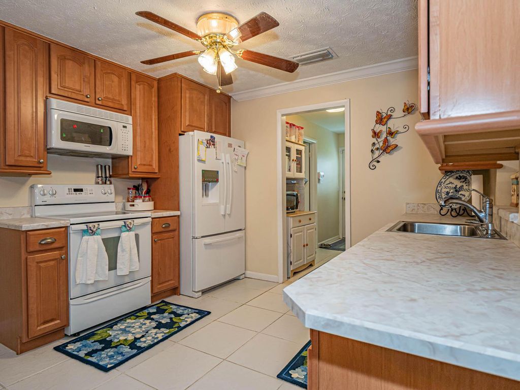 Photo of 779 SW Broadview Street, Port Saint Lucie, FL 34983 (MLS # R10911265)