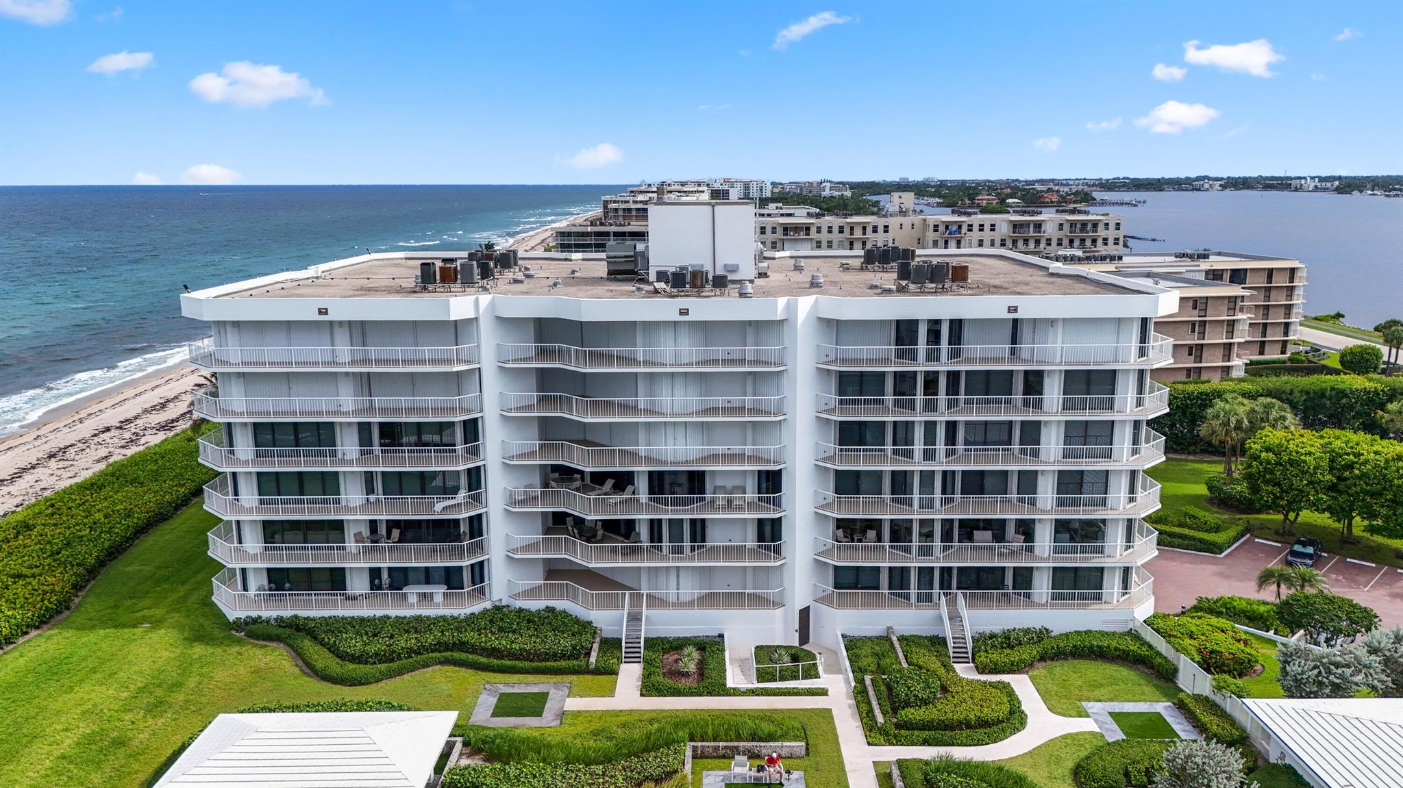 ENCLAVE OF PALM BEACH CON - Residential