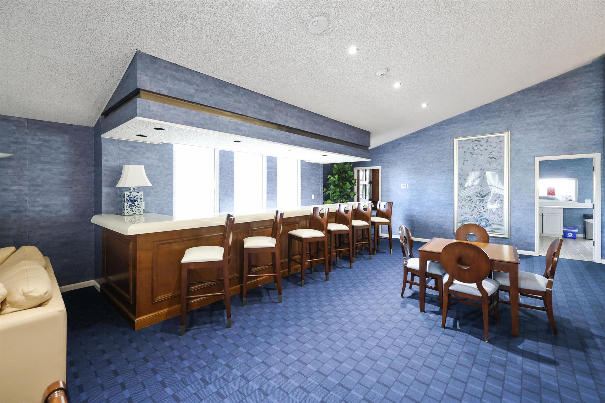 ENCLAVE OF PALM BEACH CON - Residential