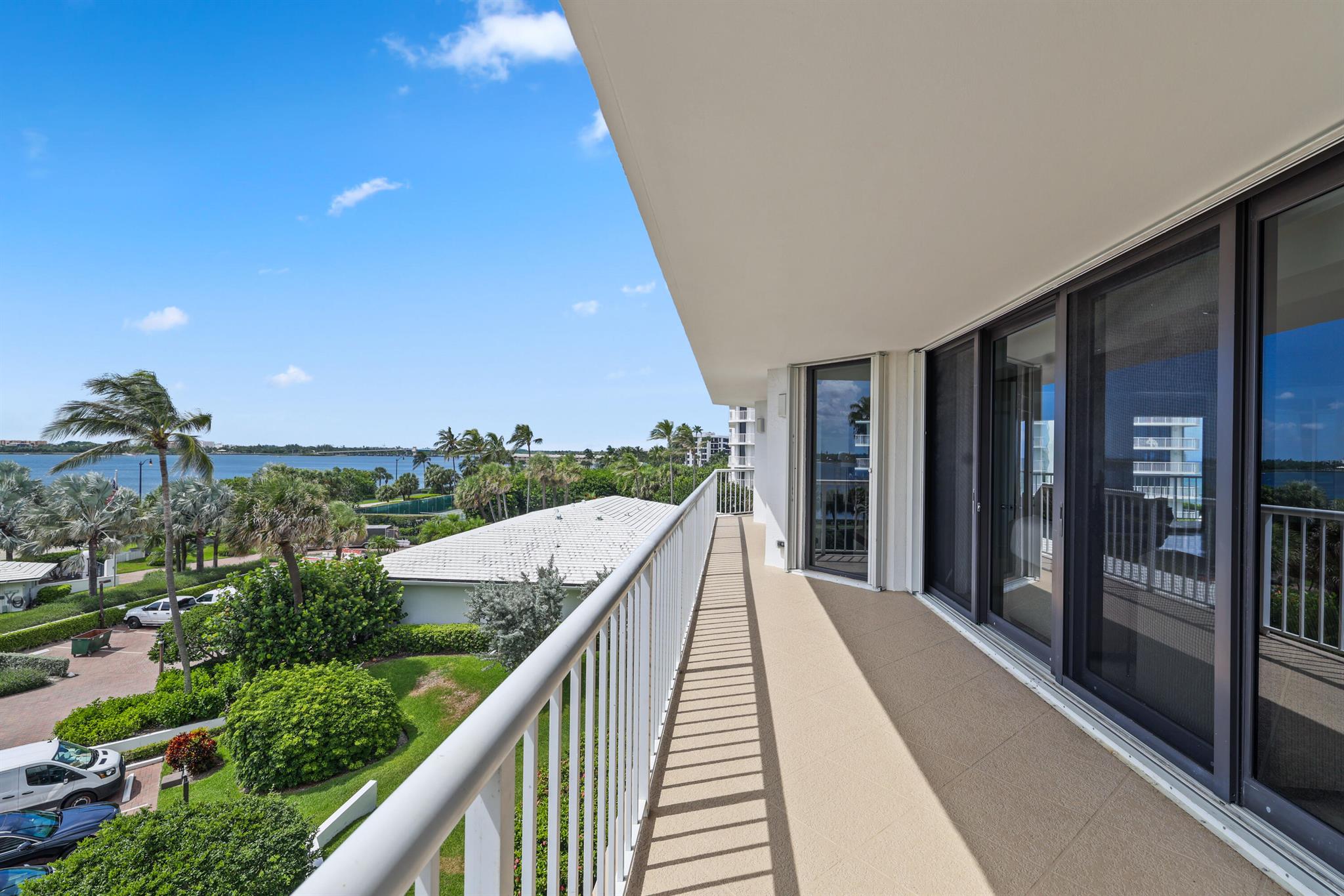 ENCLAVE OF PALM BEACH CON - Residential