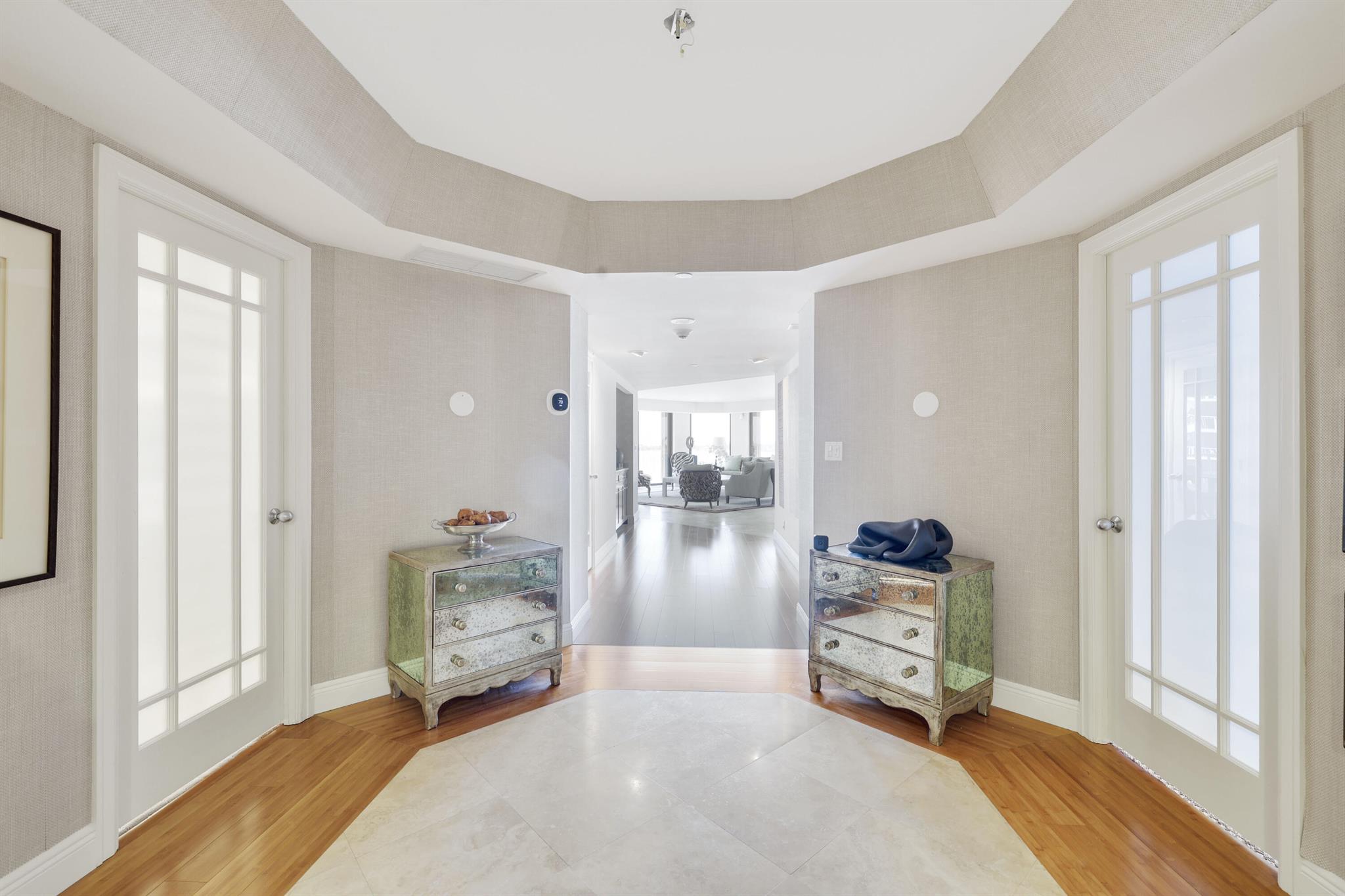 ENCLAVE OF PALM BEACH CON - Residential