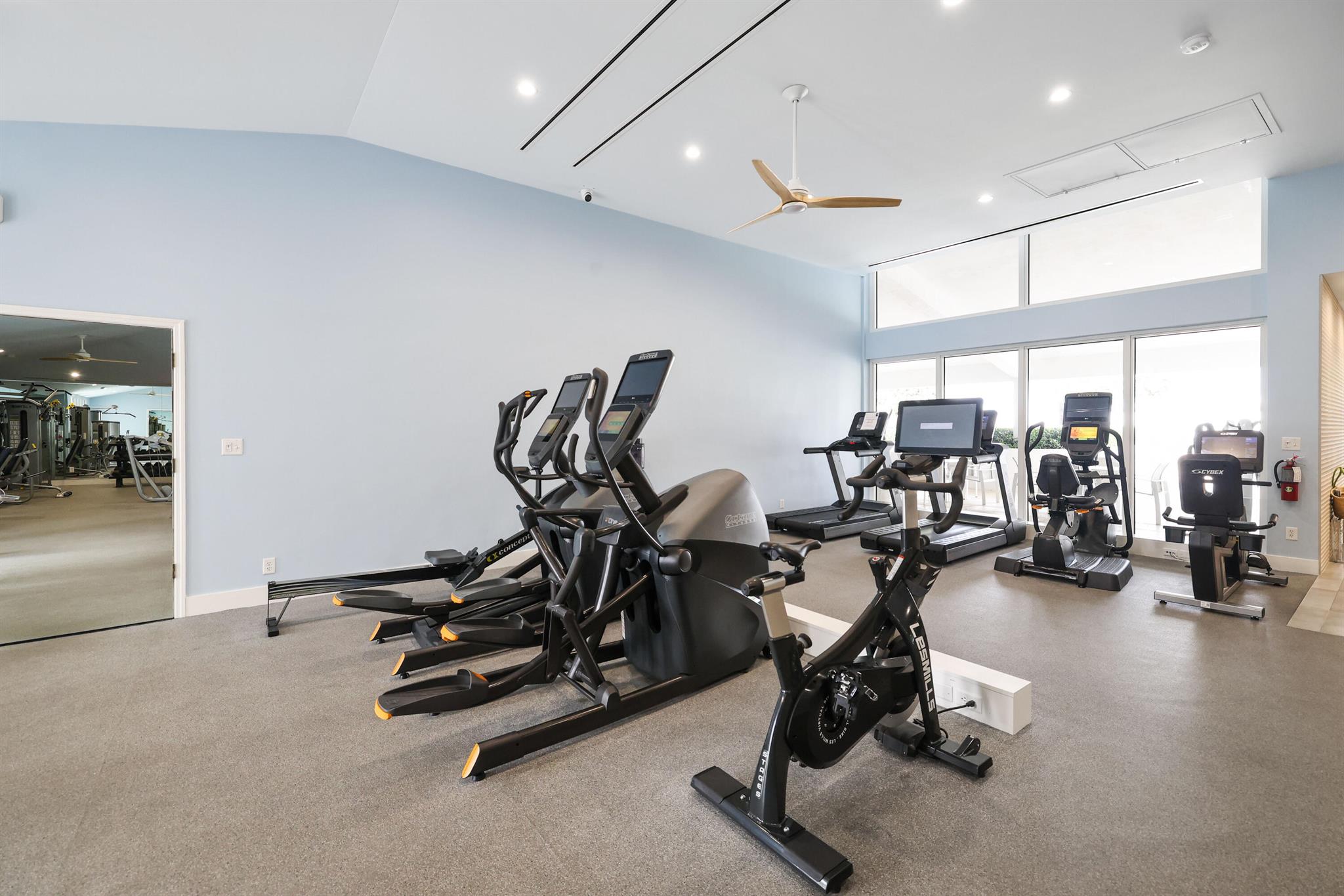 ENCLAVE OF PALM BEACH CON - Residential