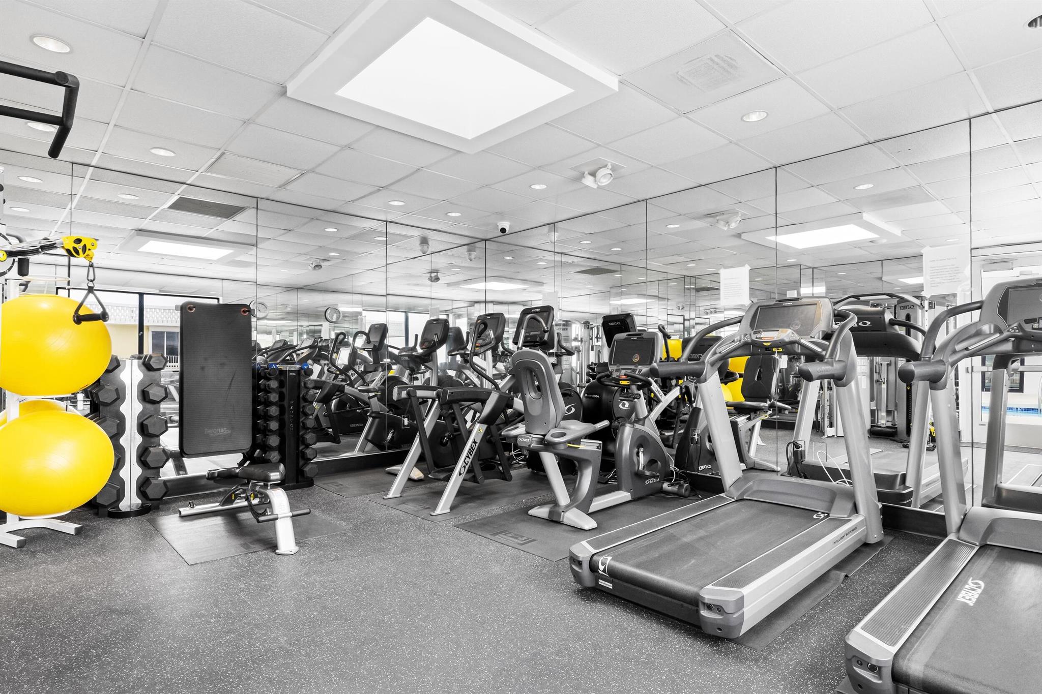 FOUR HUNDRED SO OCEAN BLV - Residential