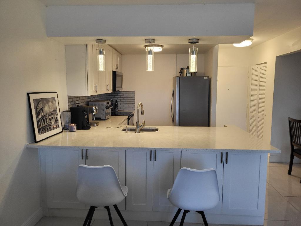 BAYSHORE EMBASSY CONDO - Residential