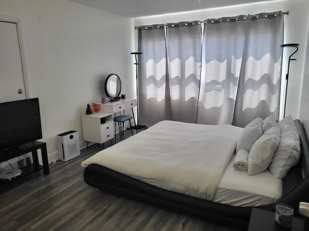 BAYSHORE EMBASSY CONDO - Residential