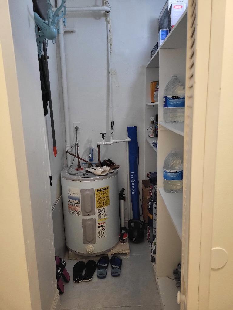 BAYSHORE EMBASSY CONDO - Residential