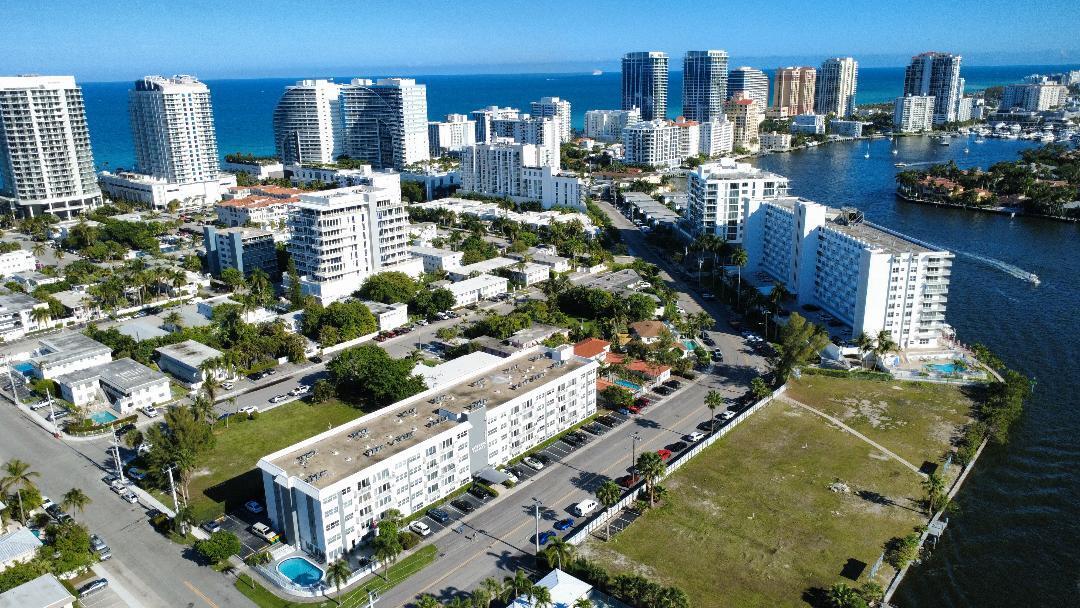 BAYSHORE EMBASSY CONDO - Residential