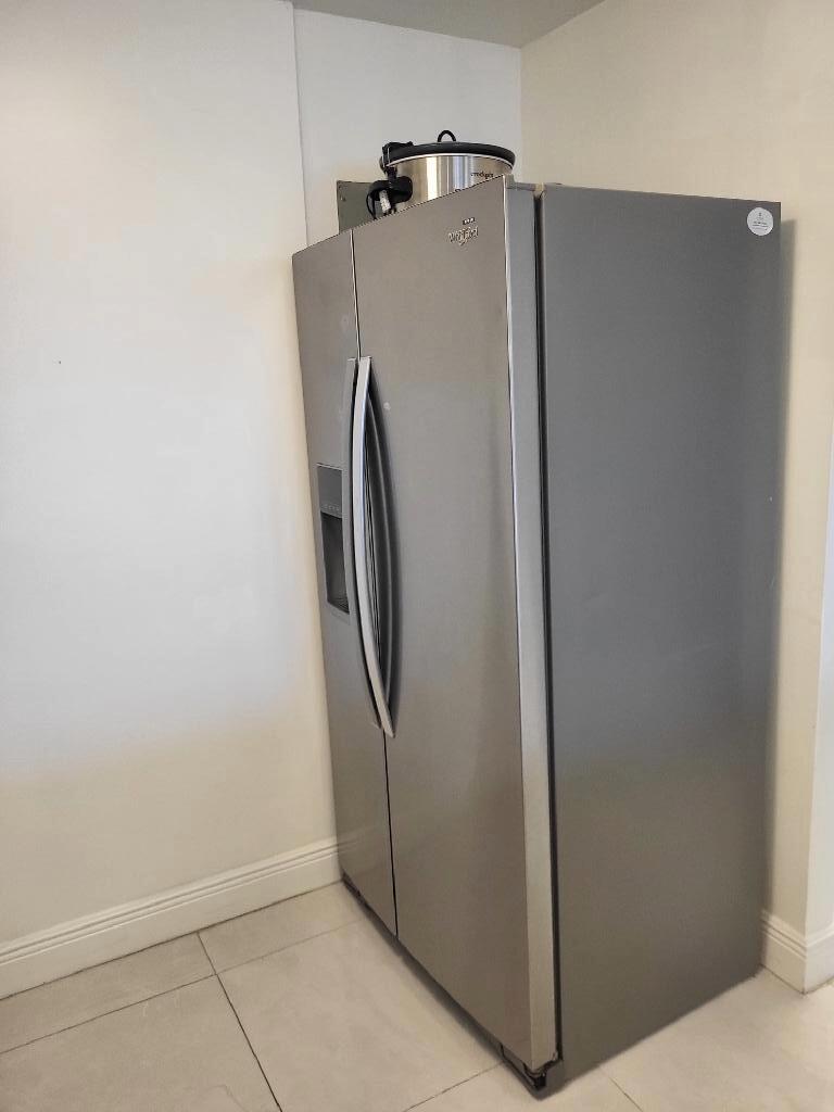 BAYSHORE EMBASSY CONDO - Residential