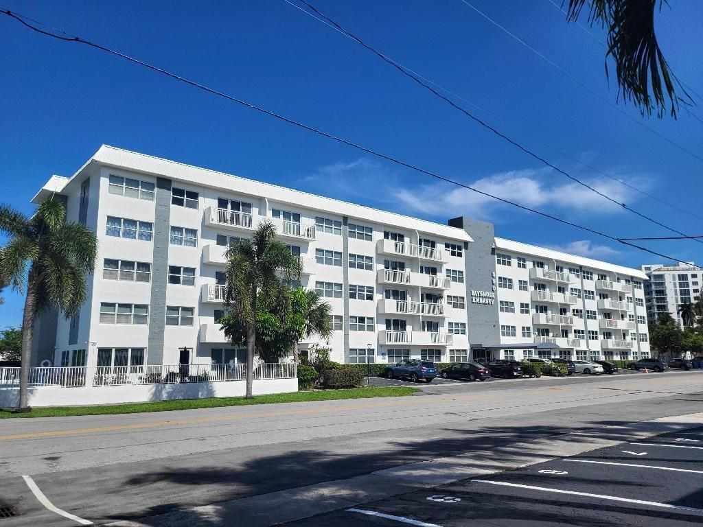 Photo of 550 Bayshore Drive #104, Fort Lauderdale, FL 33304 (MLS # B26017121)