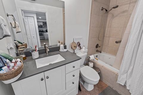 Tiny photo for 140 S Dixie Highway #733, Hollywood, FL 33020 (MLS # B26013035)