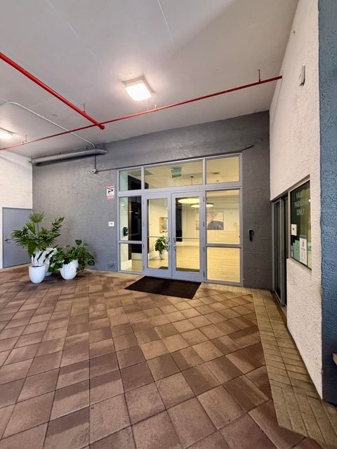 Tiny photo for 140 S Dixie Highway #733, Hollywood, FL 33020 (MLS # B26013035)